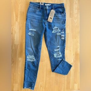 Levi’s 721 high rise jeans
